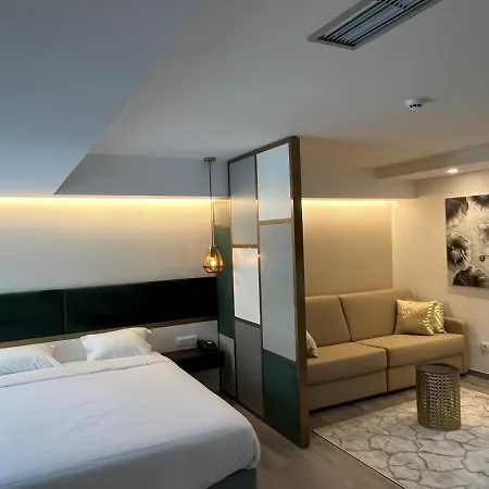 4 Estacoes Hotel 3*