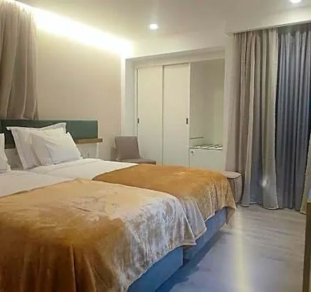 4 Estacoes Hotel 3*