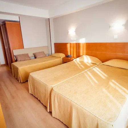 Hotel 4 Estacoes 3*